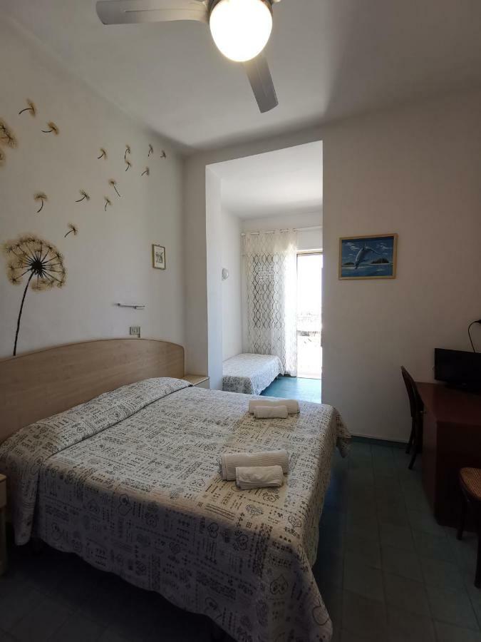 Hotel Milani Lido di Camaiore Exterior photo